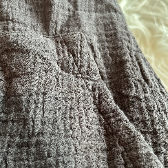 NWT, Monrow, Women, adjustable spaghetti strap romper, side pockets, fully lined - Picture 5 of 8